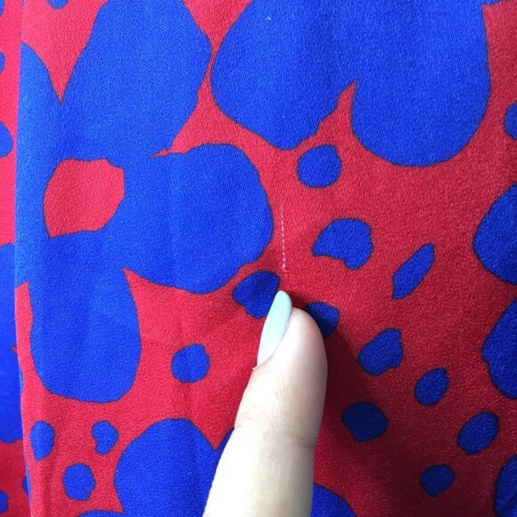 Modcloth Women's Red Dress with Blue Flowers Size Small Timeless Magnetism - Picture 13 of 16